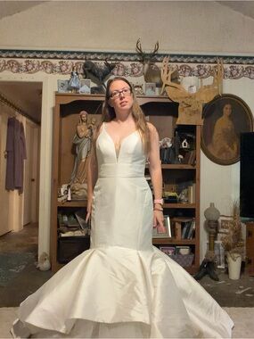 Oxford Street mermaid wedding gown